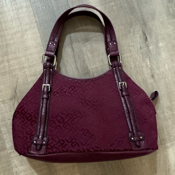 Like new. Used once Etienne Aigner purse bag burgundy wine color open to offers - Picture 3 of 15